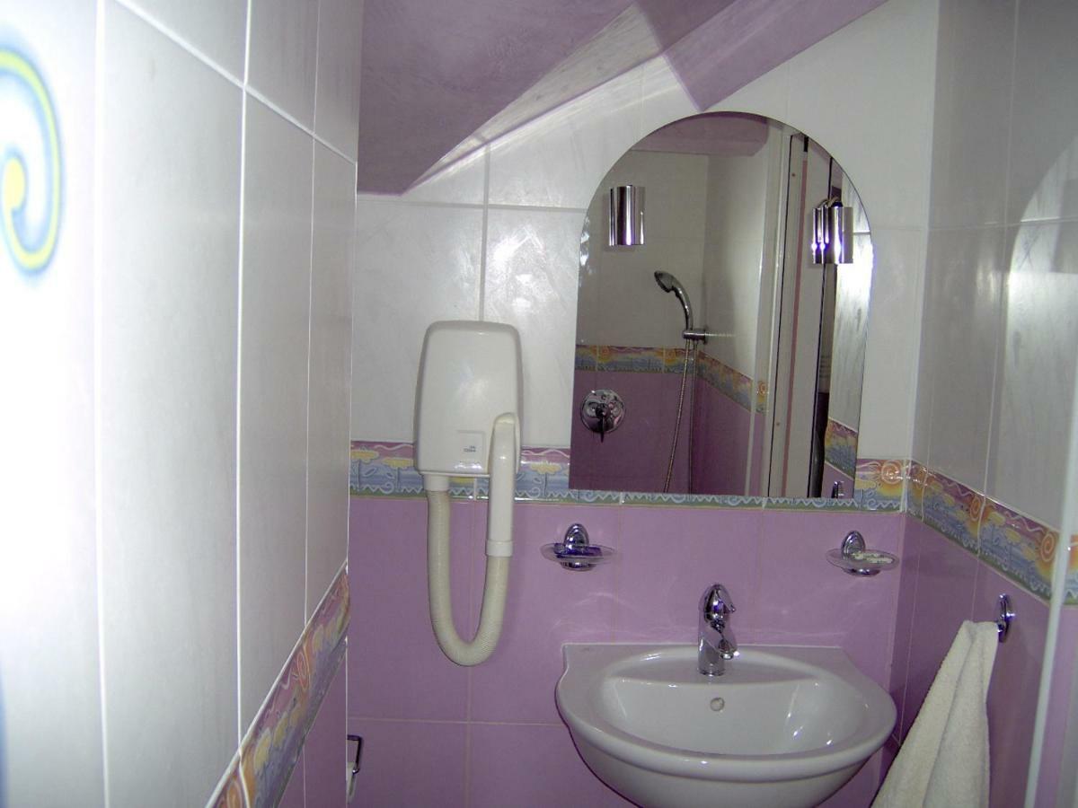 Hotel Kamelia Варна Екстер'єр фото