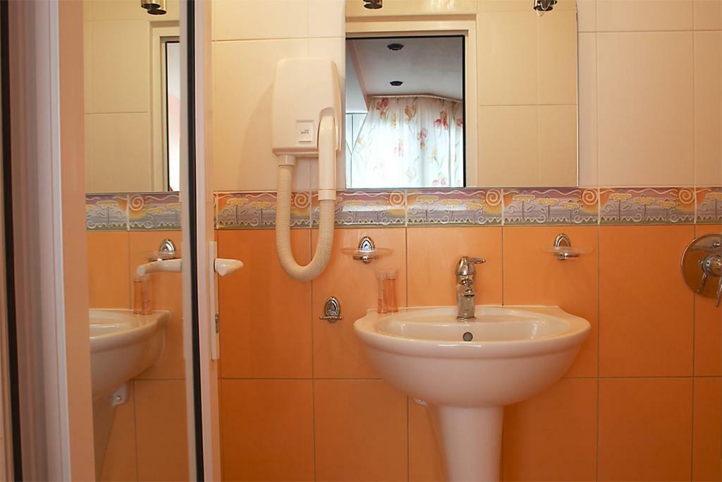 Hotel Kamelia Варна Екстер'єр фото